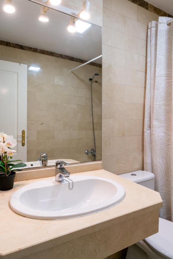 Centrico II Donkey Parking Incluido Apartamento Sevilha Exterior foto